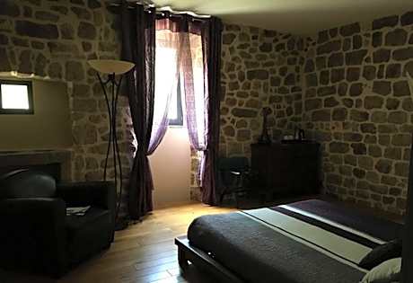 Suite with Garden View