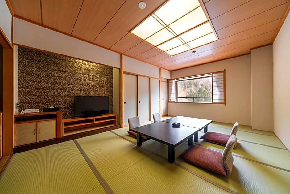 Photo 1 of 6 of Family Japanese Style, River View