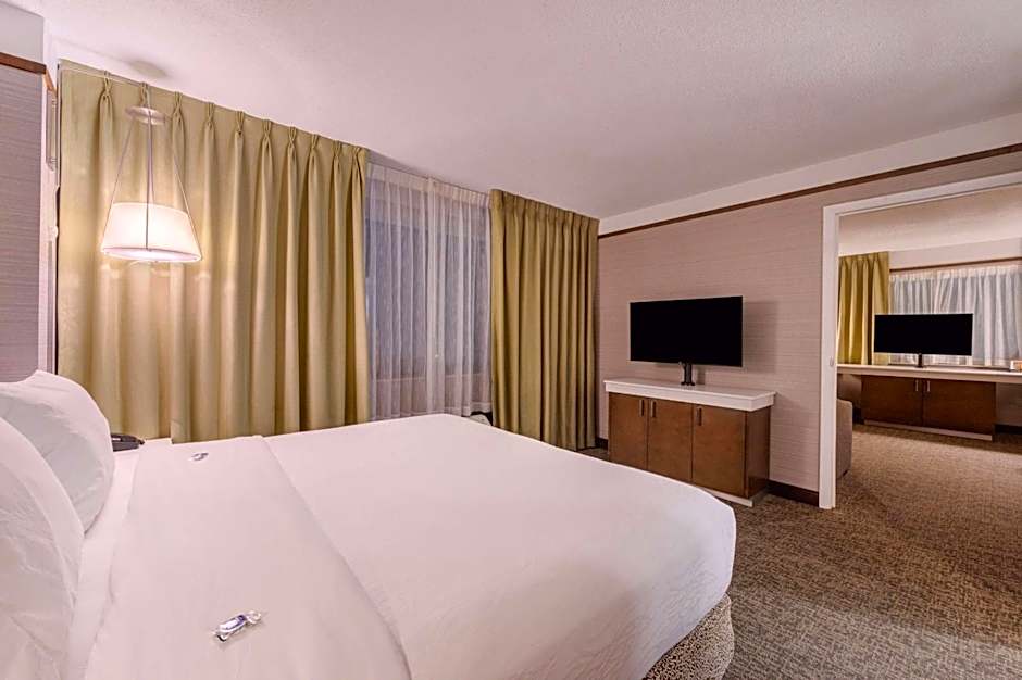 Hilton Garden Inn Southfield
