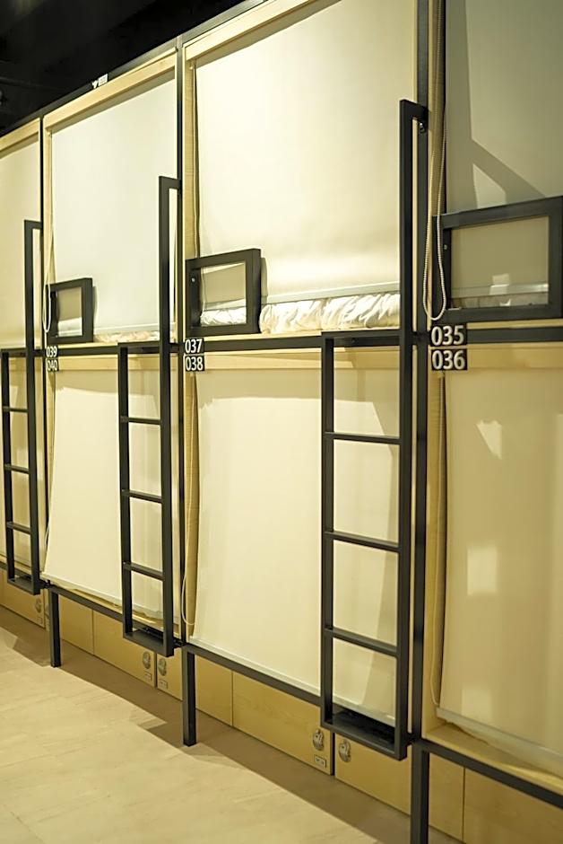 Panda Pod Hotel