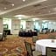 Holiday Inn Hotel & Suites Bloomington Airport By IHG