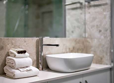 3 Bedroom Deluxe Apartment Marina View