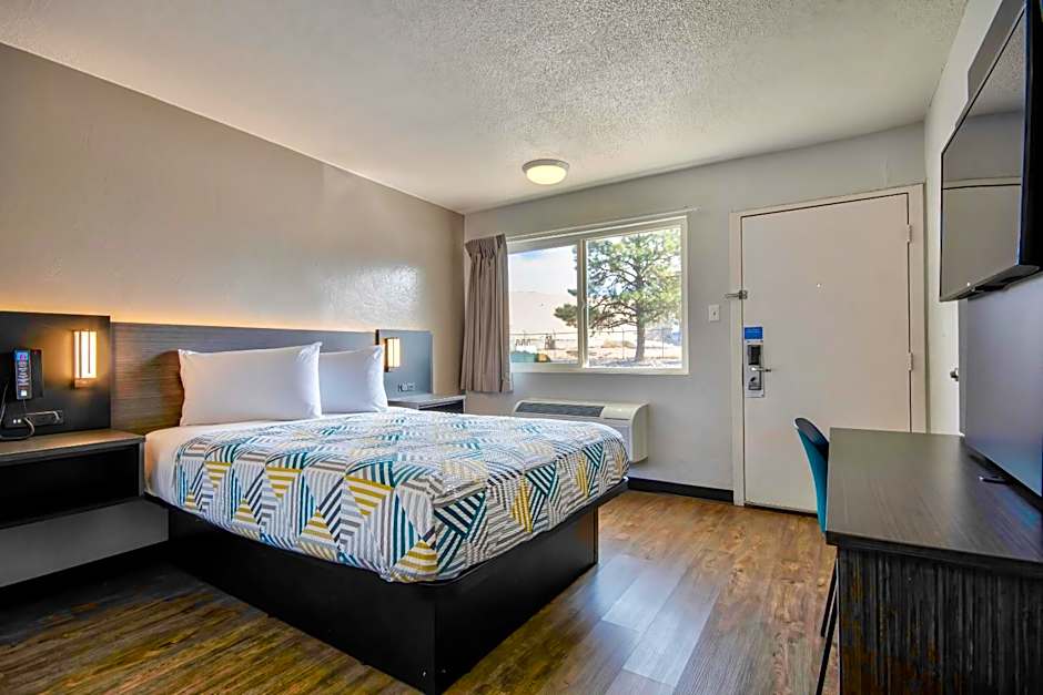 Motel 6 Santa Fe