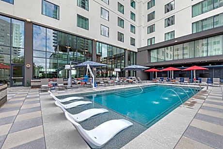 Cambria Hotel Austin Downtown