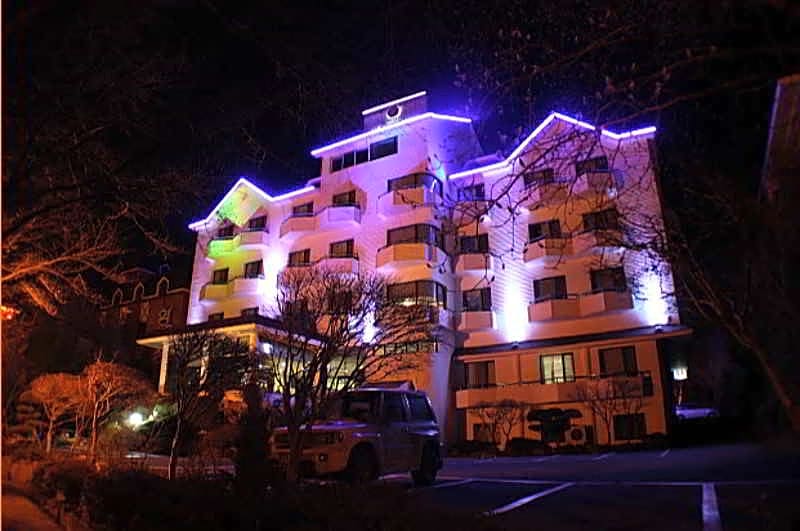Valentine Hotel