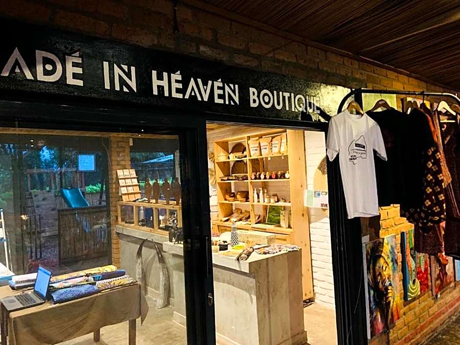 Heaven Restaurant & Boutique Hotel