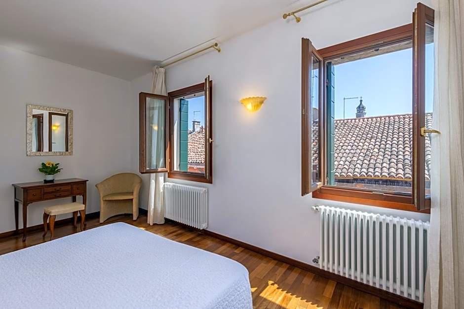 Photo 1 of 13 of 1 Bedroom Apartment, Garden View