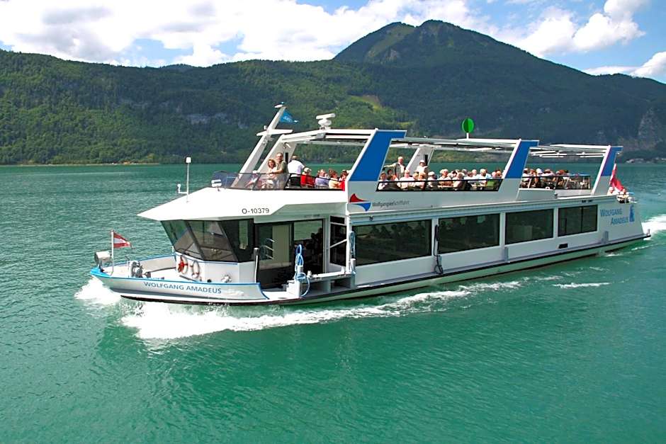 Hotel YOUHEY am Wolfgangsee