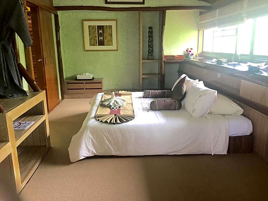Photo 1 of 18 of Suite, Mountain View