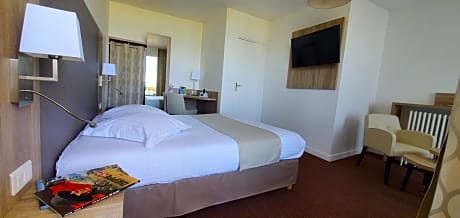 Premium Double or Twin Room with Ocean View