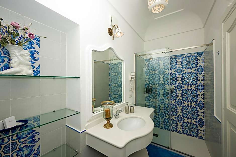 Villa Santa Chiara Positano Suites