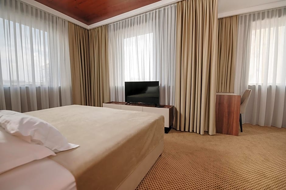 Hotel Slavija Garni