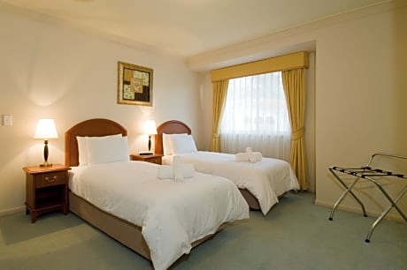 Two-Bedroom Suite - Twin Beds