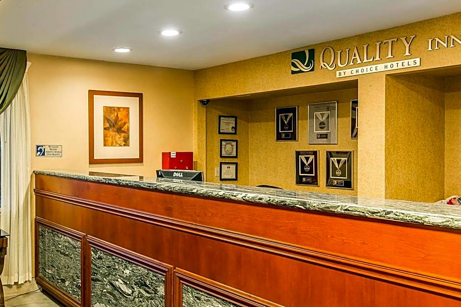 Quality Inn Near China Lake Naval Station