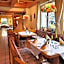 Hotel Neuenburger Hof
