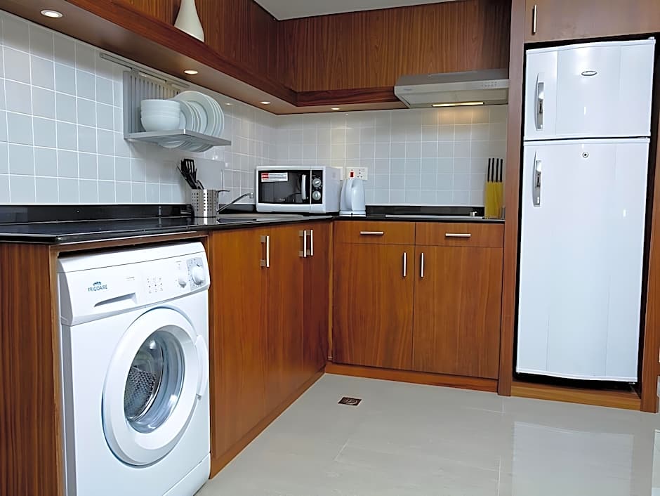 Phoenix Plaza Hotel Apartments