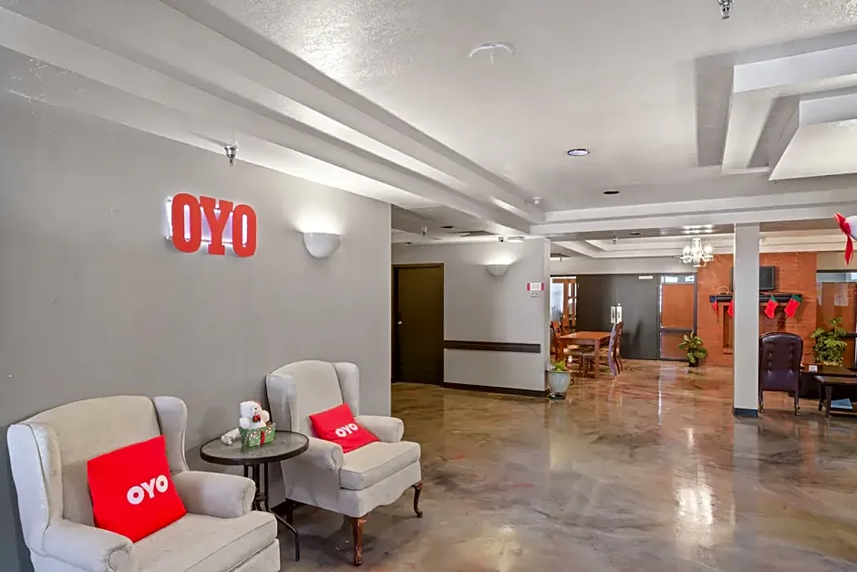 OYO Hotel Edmond - University of Central Oklahoma