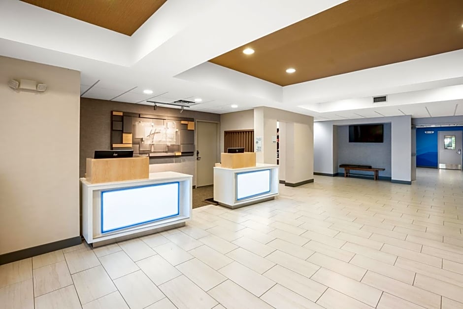 Holiday Inn Express Hotel & Suites Marysville, an IHG Hotel