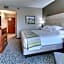 Drury Inn & Suites Cleveland Beachwood