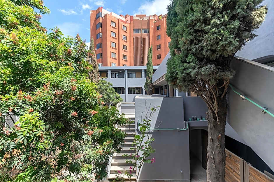 Hacienda Santa Barbara by Homi Rent