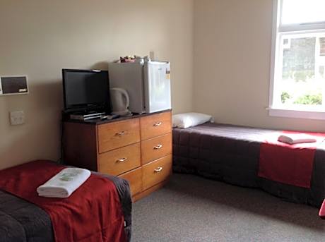 Otematata's Best Dam Pub