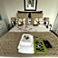 James Clow Bed & Breakfast & Apartments