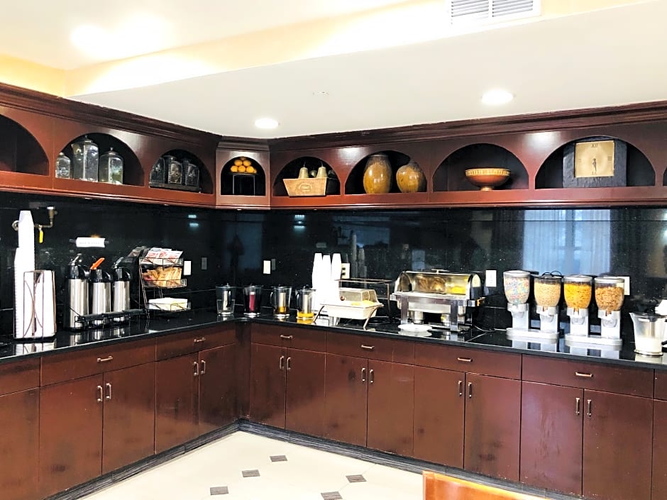 Queens County Inn and Suites