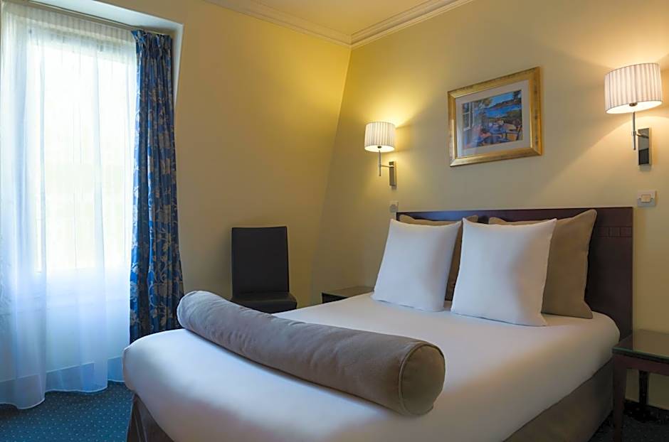 Hotel Saint Cyr Etoile