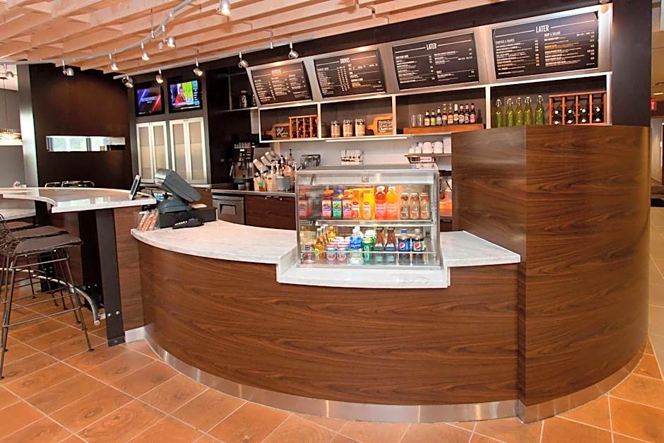Courtyard by Marriott Houston City Place