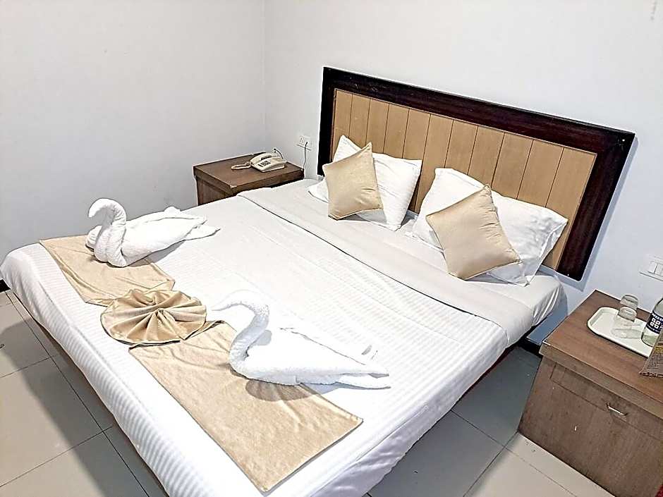 Hotel Preethi Palace