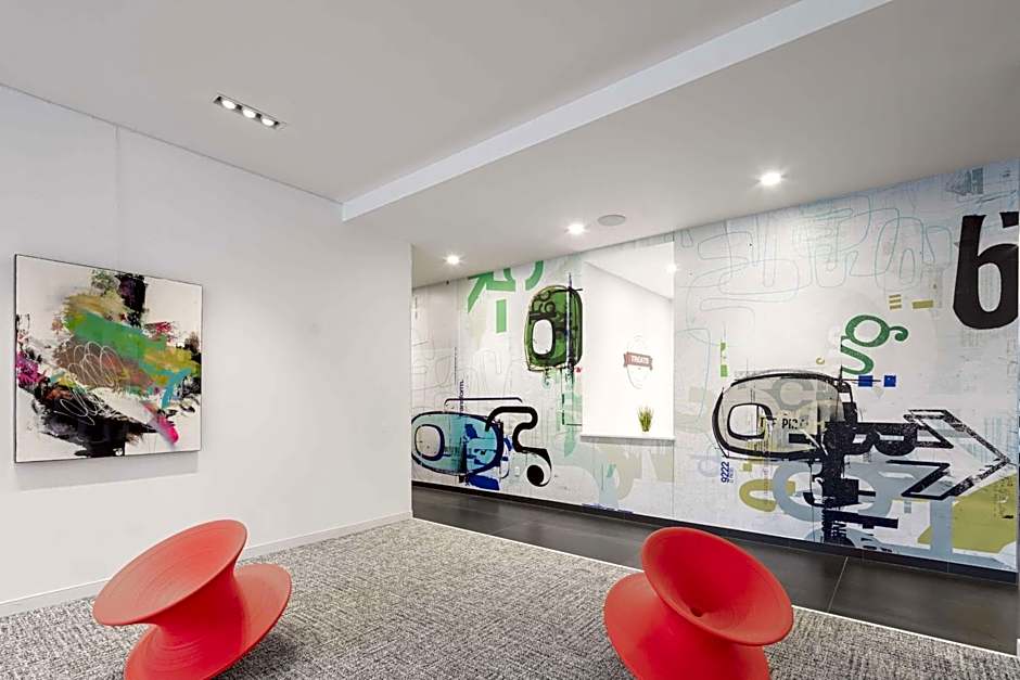 Hampton Inn & Suites Rochester Downtown