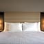 Crowne Plaza Englewood By IHG