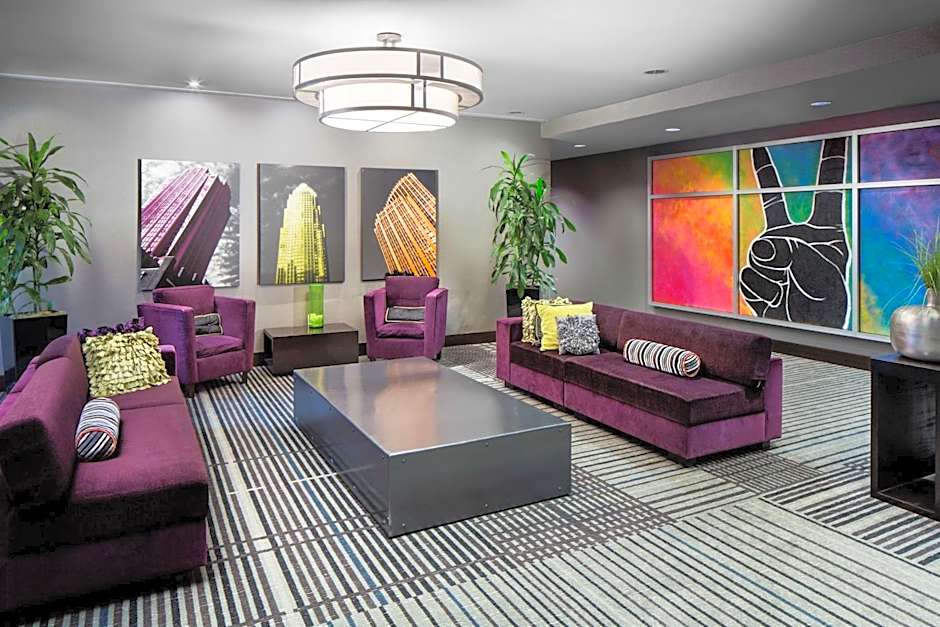 Hyatt House Charlotte Center City