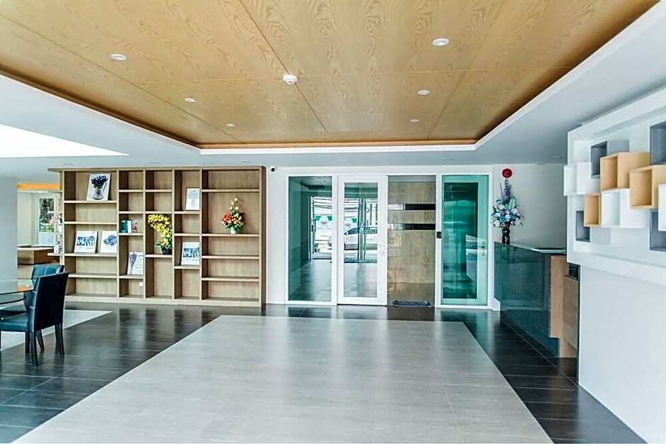 Ozone Condotel Kata Beach by Alpina