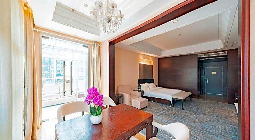 Huangshan Shuguang Yusong Hotel