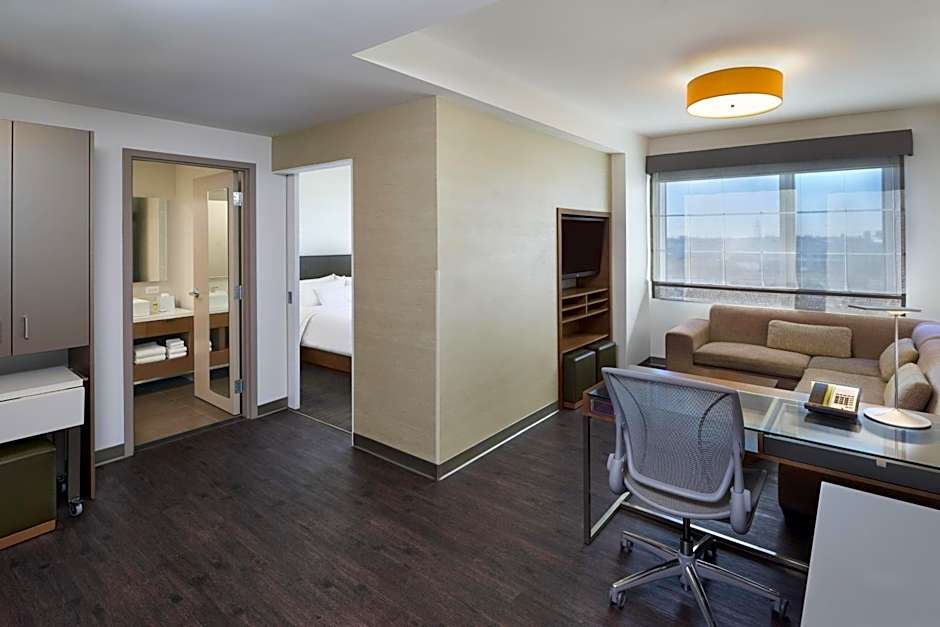 Element Vaughan Southwest