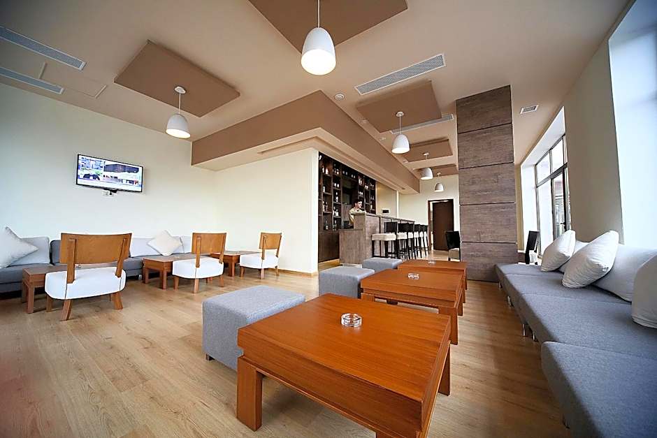 Tskaltubo Plaza Hotel