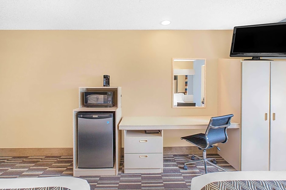 Microtel Inn and Suites Clear Lake