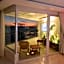 Seaflats Iate Plaza Hotel