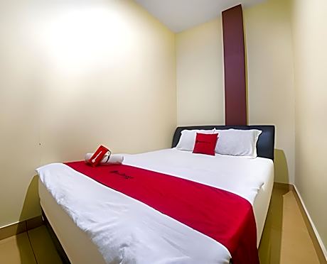 RedDoorz near TVRI Gorontalo