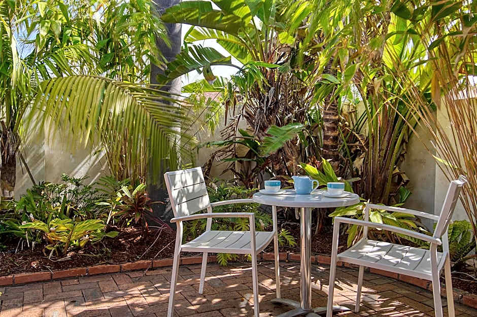 Cronulla Beach House Bed & Breakfast