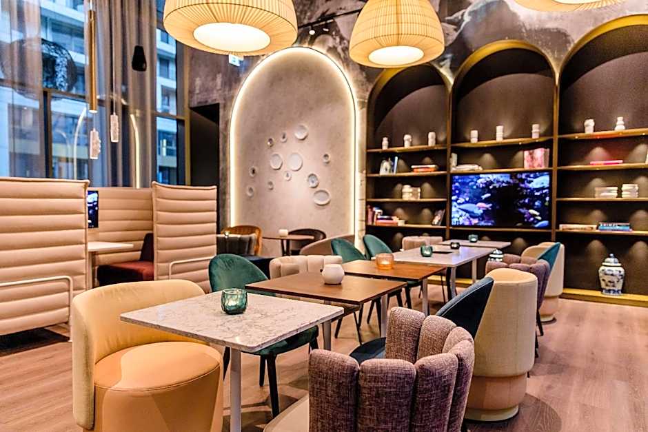 Motel One Dresden am Zwinger