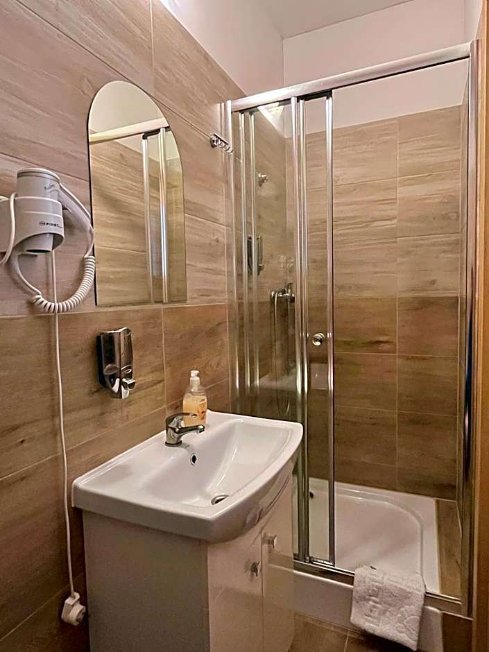 Hostel DV Morski - z prywatnymi łazienkami