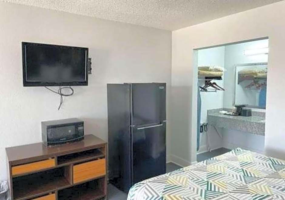 Motel 6-Opelousas, LA