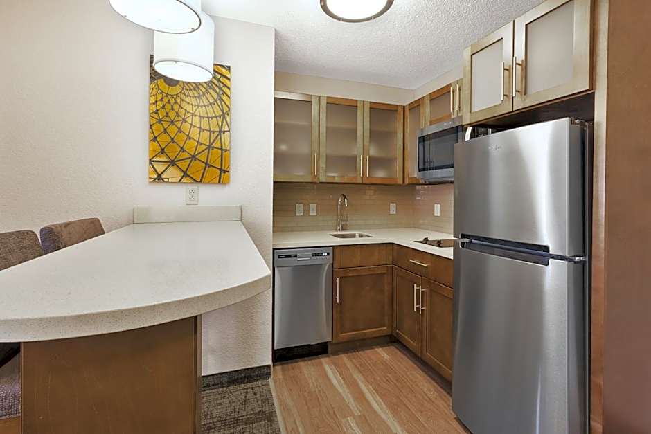 Staybridge Suites Columbia-Highway 63 & I-70 By IHG