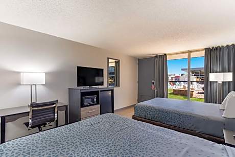 Two Double Beds Non Smoking