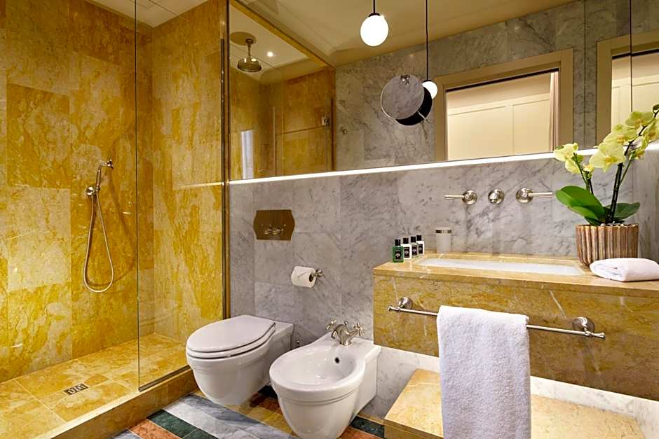 Floren Hotel