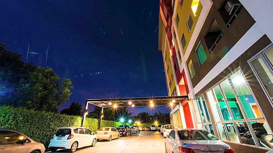 Trendy Hotel