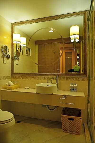 Vili International Hotel