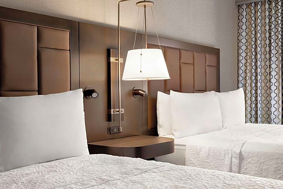Hampton Inn By Hilton Suites Kansas City Downtown Crossroads